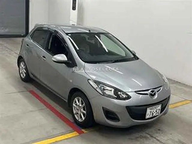 Mazda Demio 2012, auction grade R