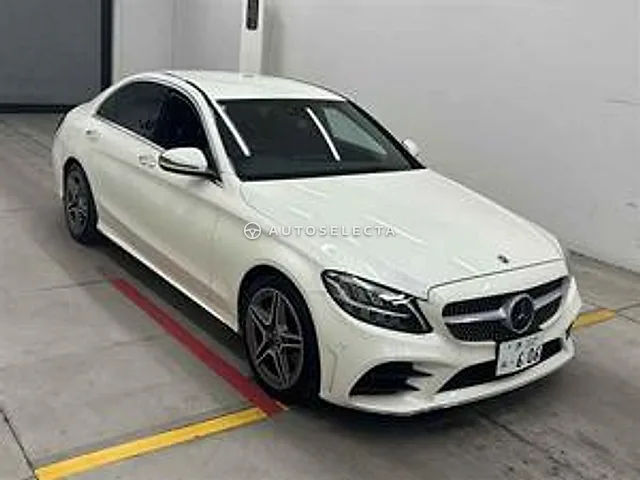 Mercedes-Benz C-Class 2019, auction grade 4