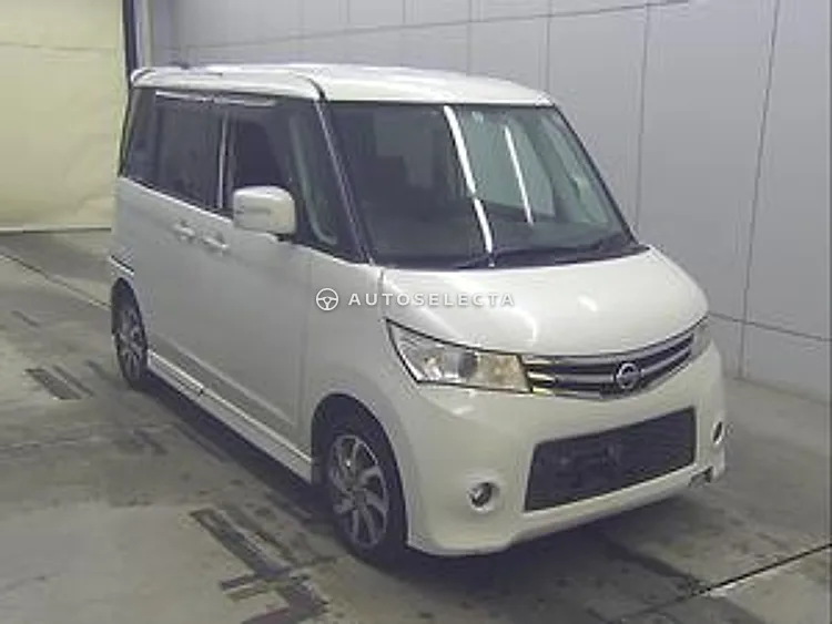 Nissan Roox 2012, photo 1 of 1
