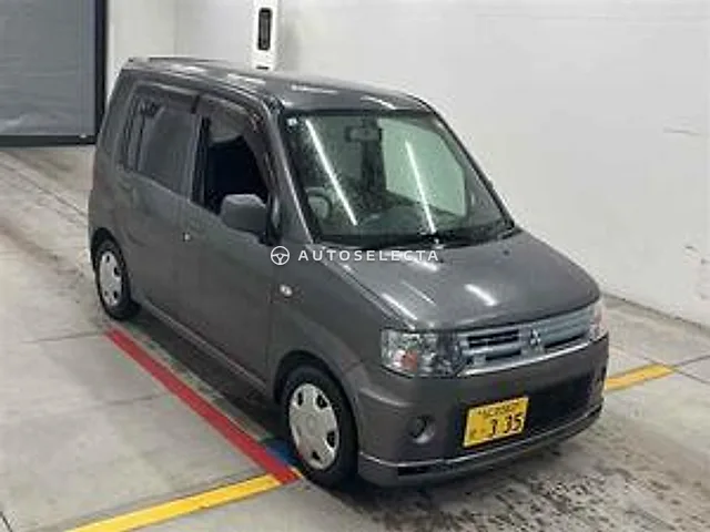 Mitsubishi Toppo 2009, auction grade R