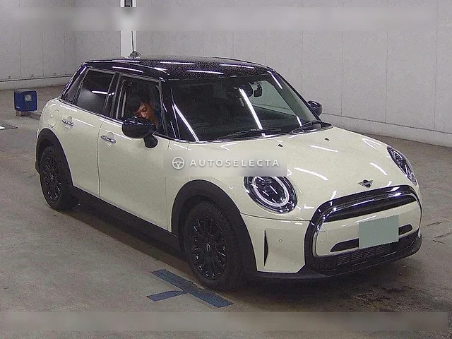 MINI 2022, auction grade 5