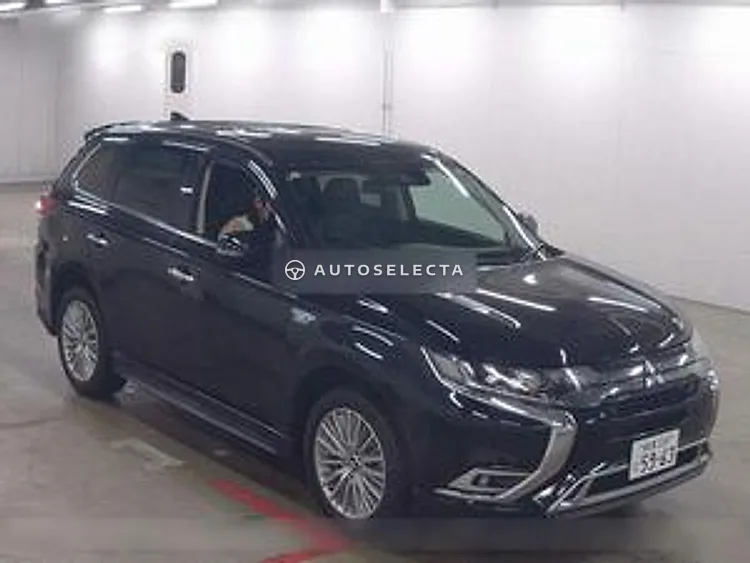 Mitsubishi Outlander PHEV 2018, photo 1 of 6