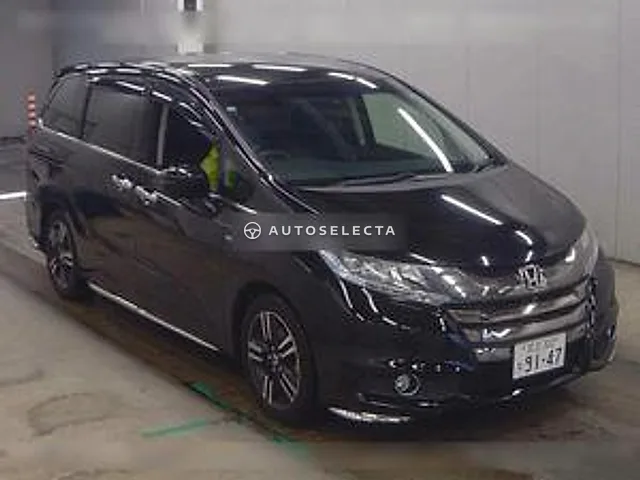 Honda Odyssey Hybrid 2017, auction grade 4.5