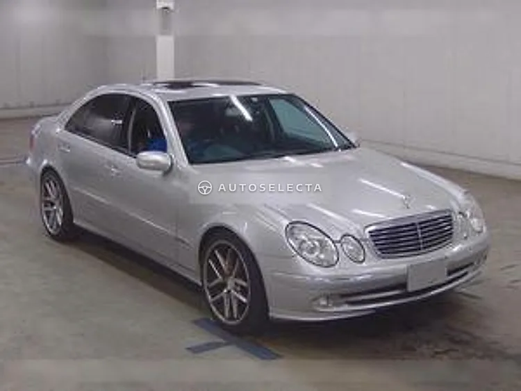 Mercedes-Benz E-Class 2002, photo 1 of 1