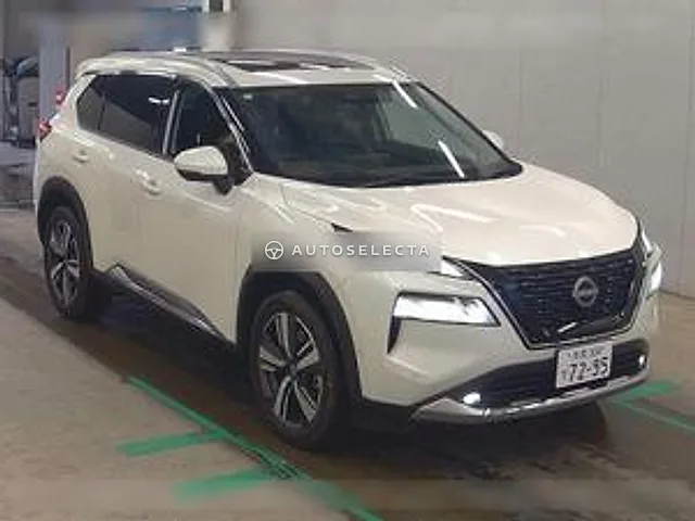 Nissan X-Trail 2023, auction grade 5