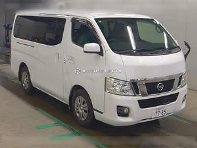 Nissan NV350 Caravan 2016, auction grade 3.5