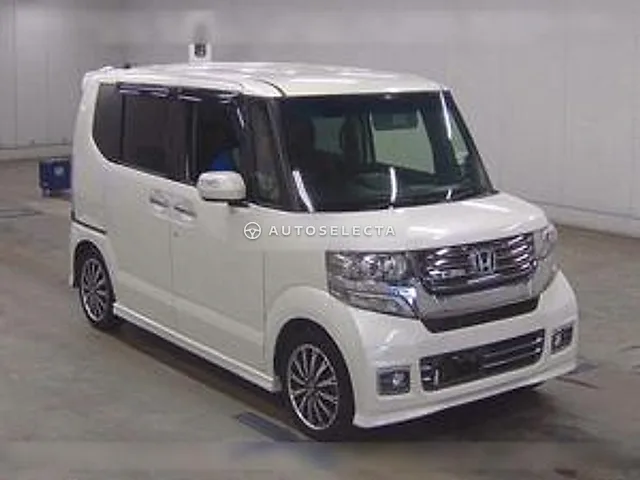 Honda N-BOX Custom 2015, auction grade R