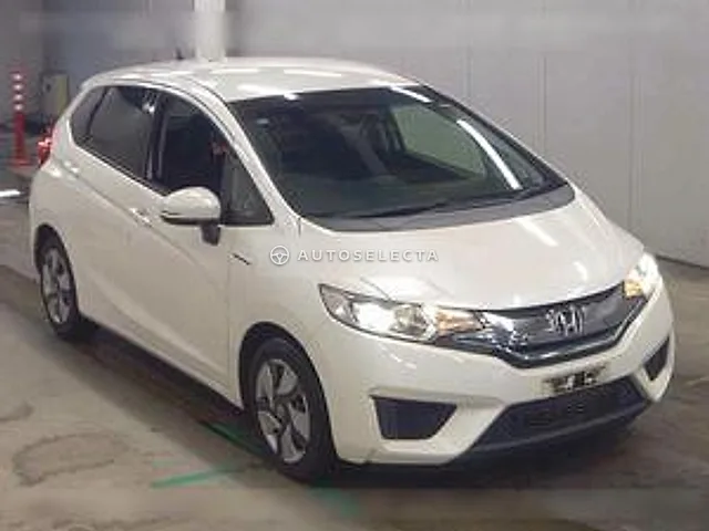 Honda Fit Hybrid 2014, auction grade 4.5