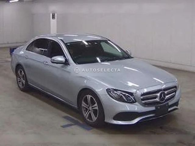 Mercedes-Benz E-Class 2016, auction grade 4