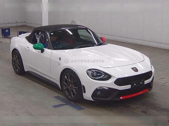 Abarth 124 Spider 2018, auction grade 4.5