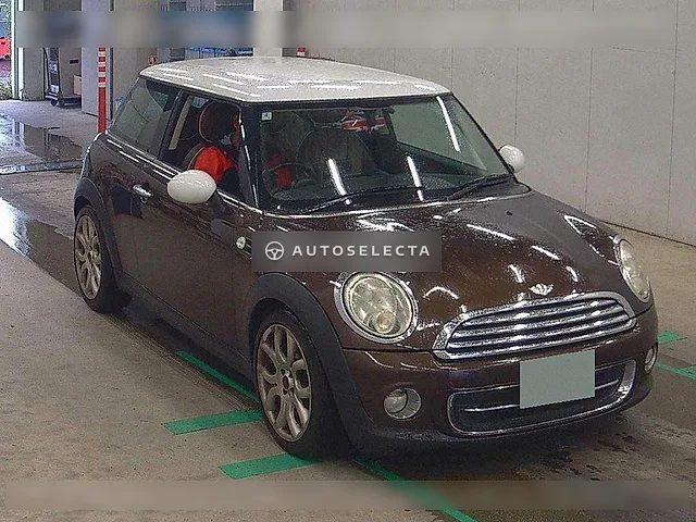 MINI 2011, auction grade 4