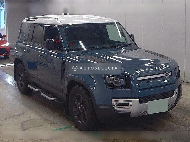 Land Rover Defender 2021, auction grade 5