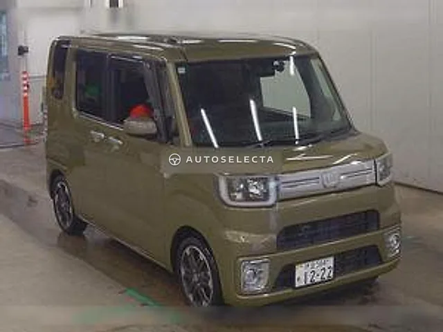 Daihatsu Wake 2018, auction grade 4.5