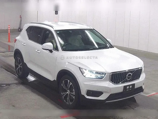 Volvo XC40 2022, auction grade 4.5