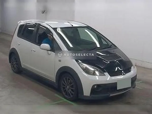 Mitsubishi Colt 2010, auction grade R