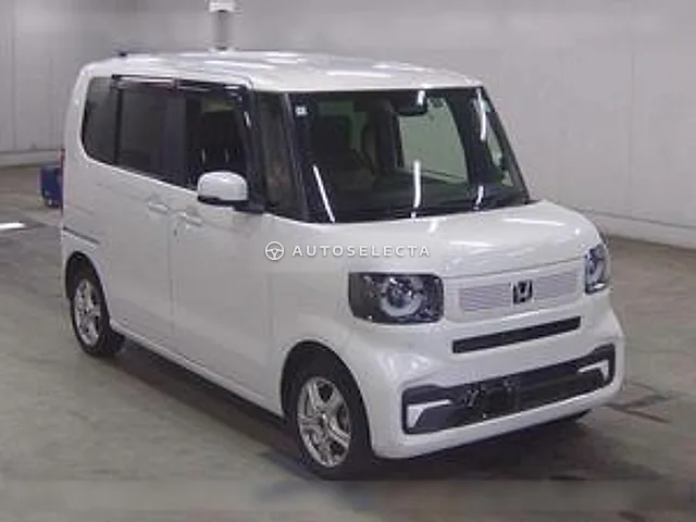 Honda N-BOX 2024, auction grade R