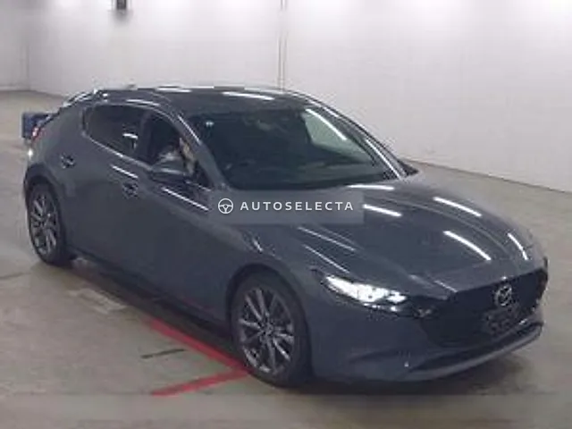 Mazda MAZDA3 Fastback 2021, auction grade 4.5