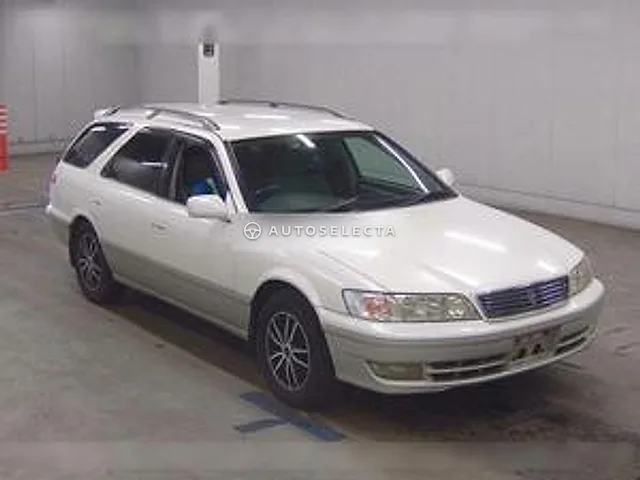 Toyota Mark II Qualis 1997, auction grade 3.5