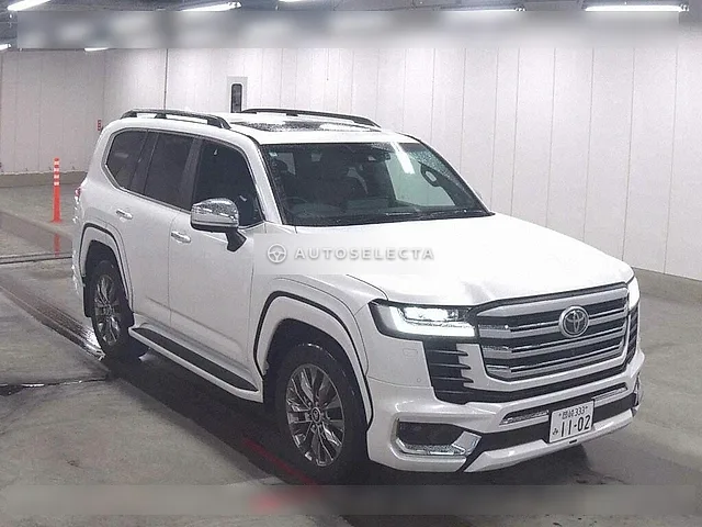 Toyota Land Cruiser 2023, auction grade 4.5