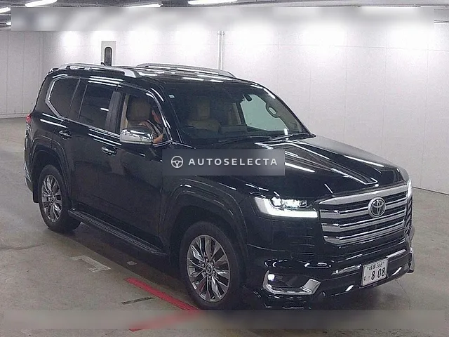 Toyota Land Cruiser 2023, auction grade 5