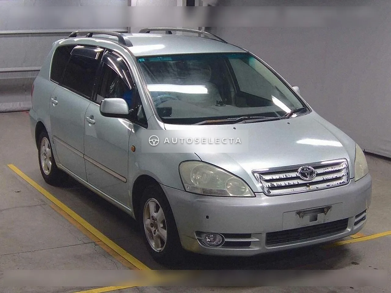 Toyota Ipsum 2001, photo 1 of 1