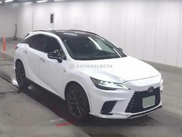 Lexus RX 2023, auction grade 5