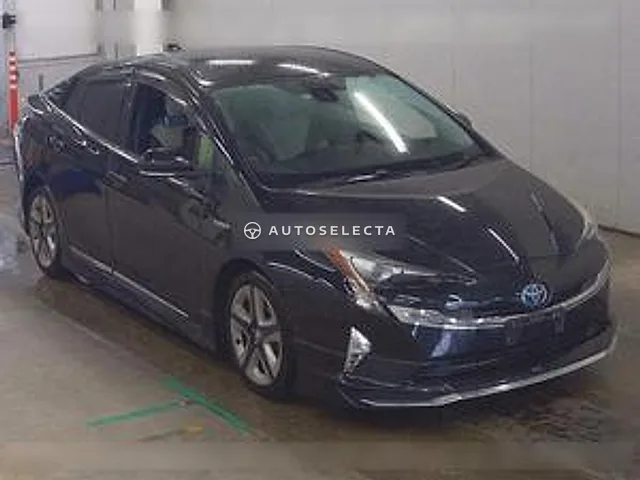 Toyota Prius 2016, auction grade 3.5