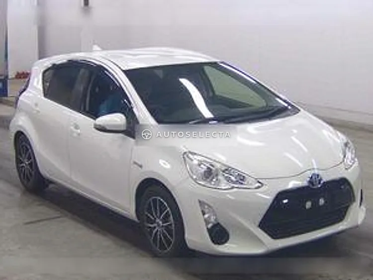 Toyota Aqua 2015, photo 1 of 1