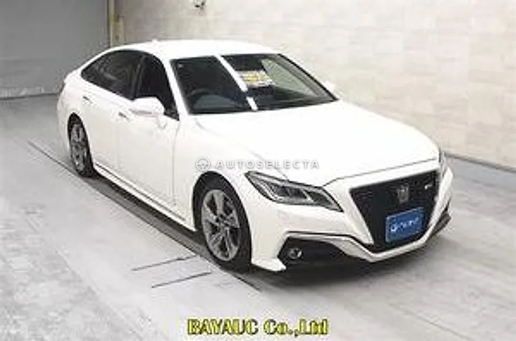 Toyota Crown 2018, photo 1 of 1