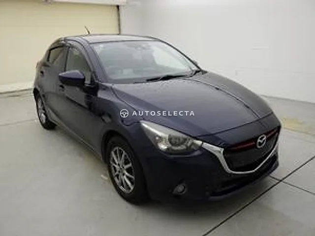 Mazda Demio 2014, auction grade R