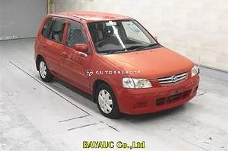 Mazda Demio 2000, photo 1 of 7