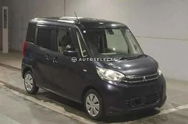 Mitsubishi eK Space 2016, auction grade 4