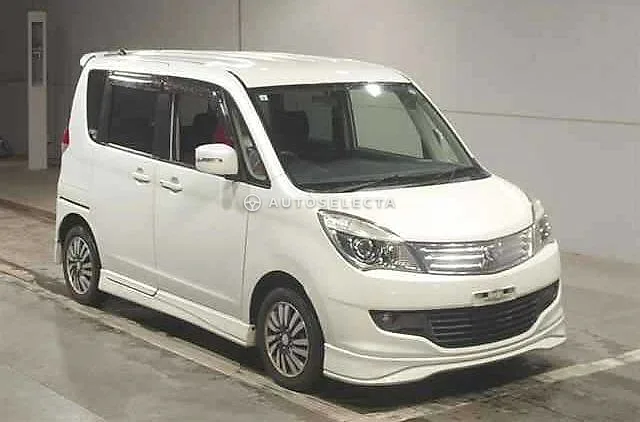 Mitsubishi Delica D:2 2011, auction grade 3
