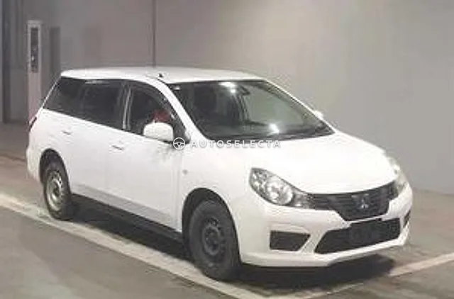 Mitsubishi Lancer Van 2018, auction grade 3.5