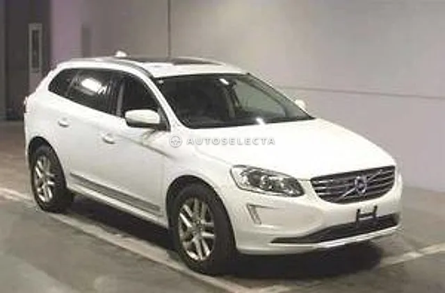 Volvo XC60 2017, auction grade 4
