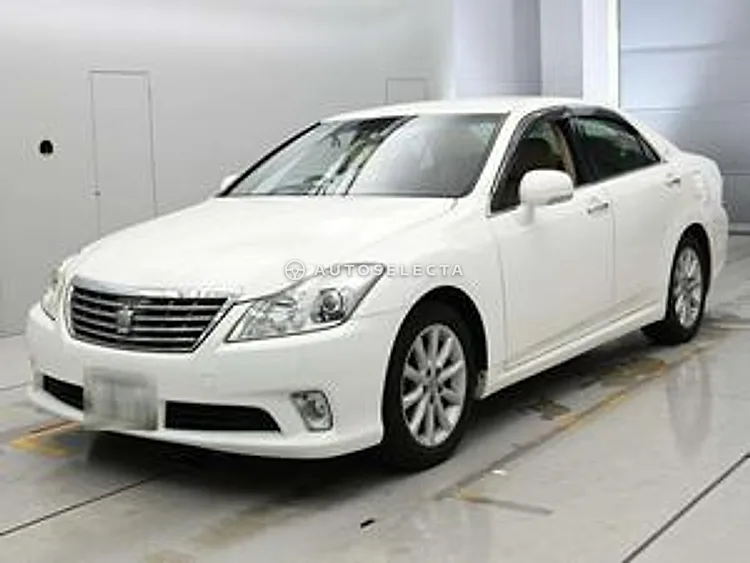 Toyota Crown 2011, photo 1 of 1