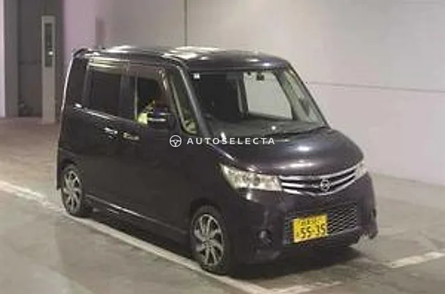 Nissan Roox 2012, auction grade 3.5