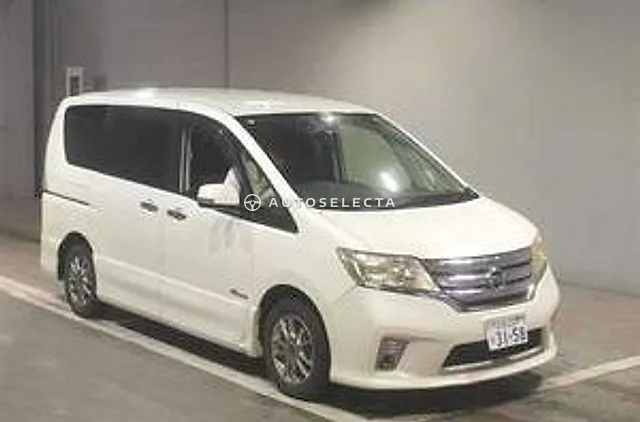 Nissan Serena 2012, auction grade 3.5