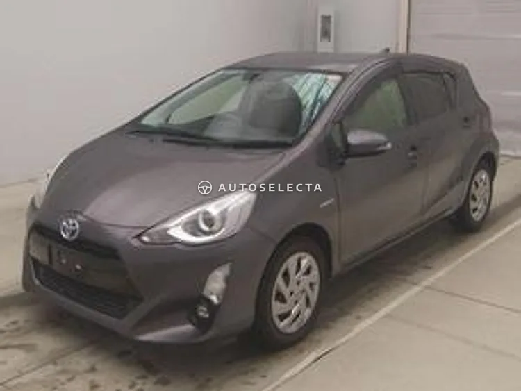 Toyota Aqua 2015, photo 1 of 1