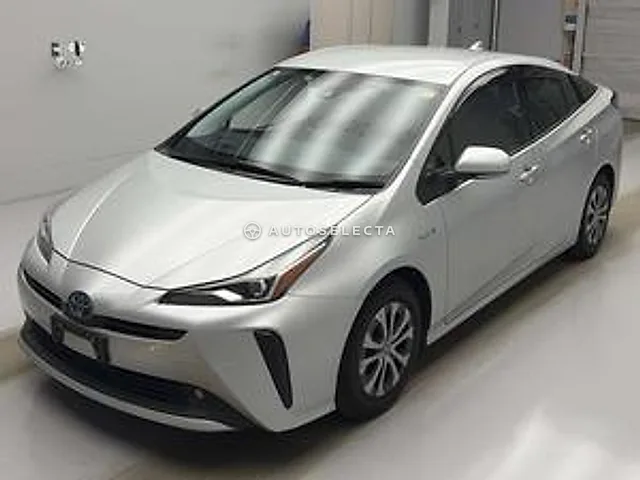 Toyota Prius 2019, auction grade R