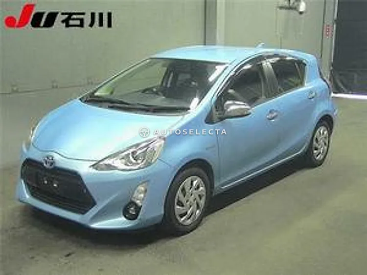Toyota Aqua 2015, photo 1 of 1
