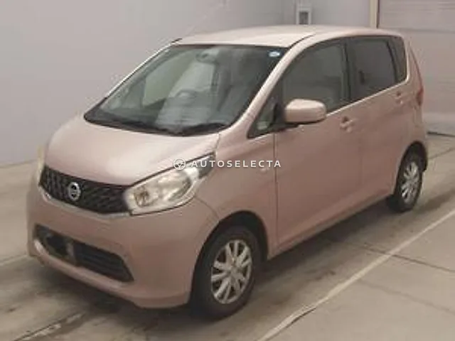Nissan Dayz 2014, auction grade 3.5