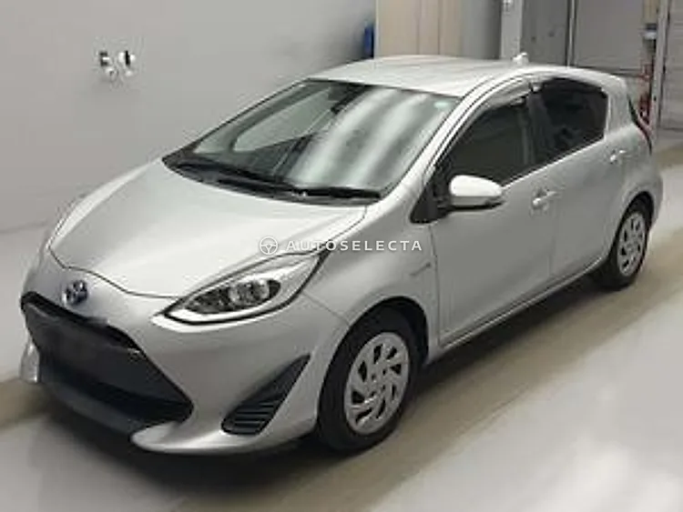 Toyota Aqua 2017, photo 1 of 1