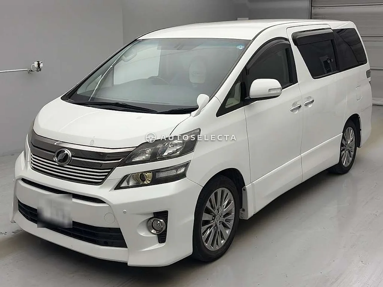 Toyota Vellfire 2013, photo 1 of 1