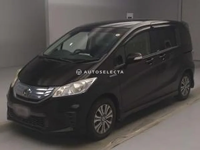 Honda Freed Hybrid 2013, auction grade 3.5
