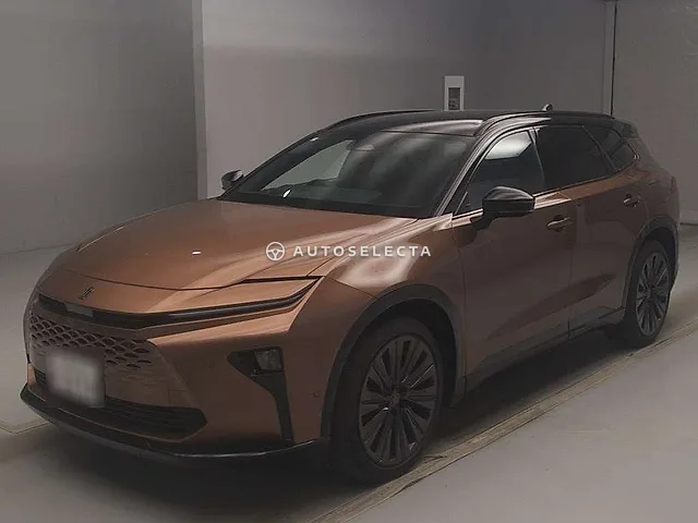Toyota Crown Estate 2025, auction grade 5