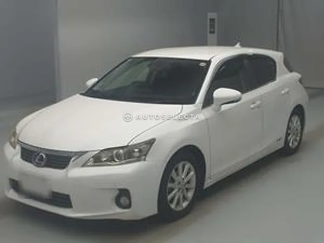 Lexus CT 2011, auction grade 3.5