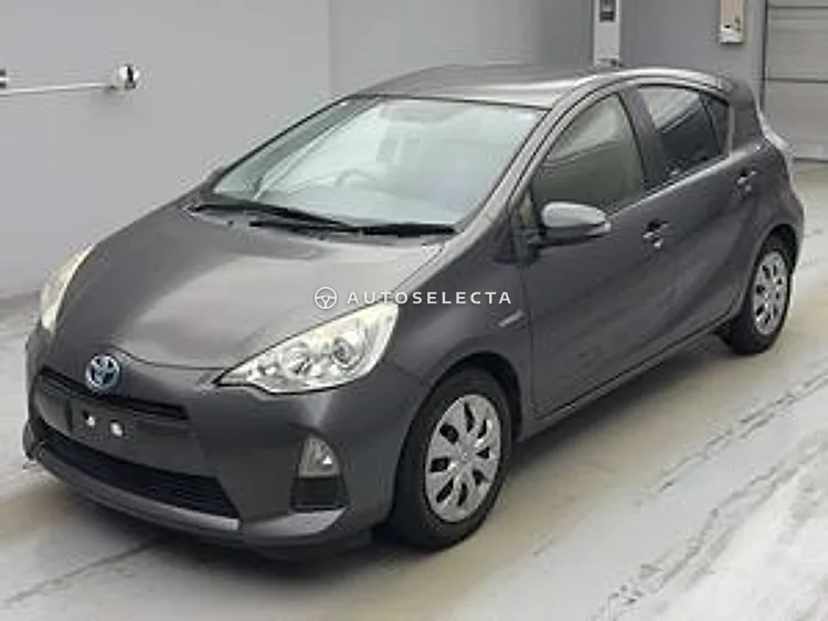 Toyota Aqua 2014, photo 1 of 1