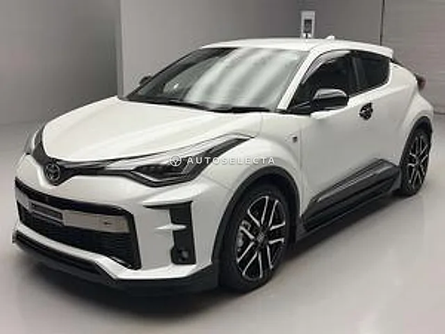 Toyota C-HR GR Sport 2022, auction grade 4.5