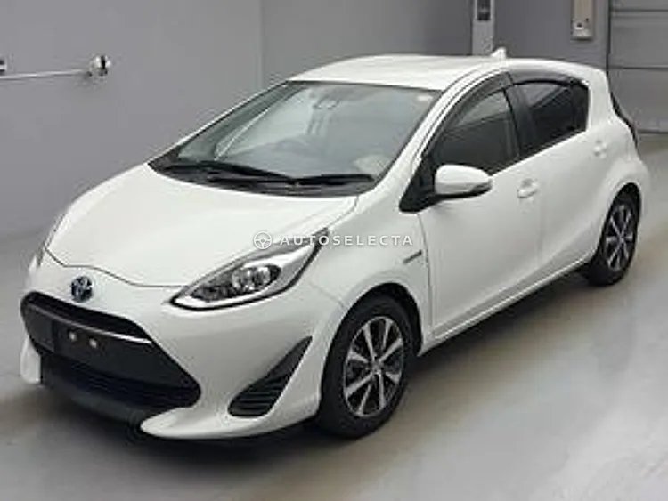 Toyota Aqua 2017, photo 1 of 1